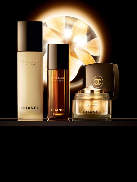 CHANEL Página Web Oficial: Moda, Perfume, Belleza, Relojería, .